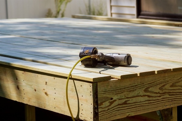 5 Signs It's Time to Remodel Your Deck