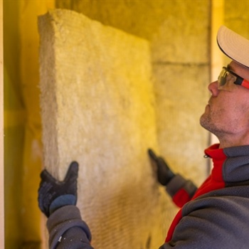 7 Home Exterior Maintenance Tips to Winterize Your Home