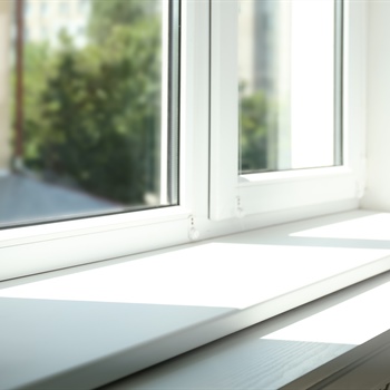 Top Security Features for Windows in Minnesota Homes