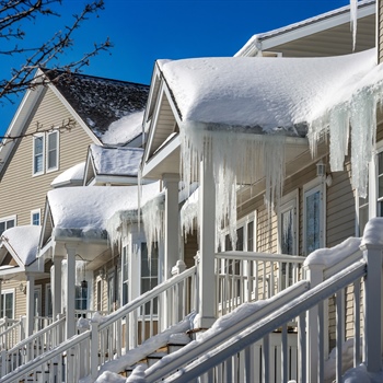 Minnesota Roofing: How Weather Impacts Material Choices & Maintenance