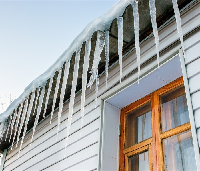 How Minnesota’s Harsh Climate Impacts Exterior Paint Longevity
