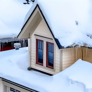 How Do Minnesota Winters Affect Your Roof and Exterior?
