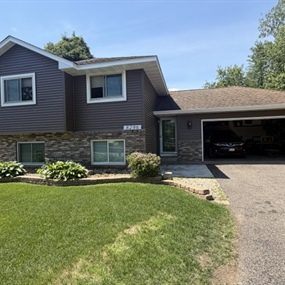 Completed structural siding installation on Cottage Grove residence